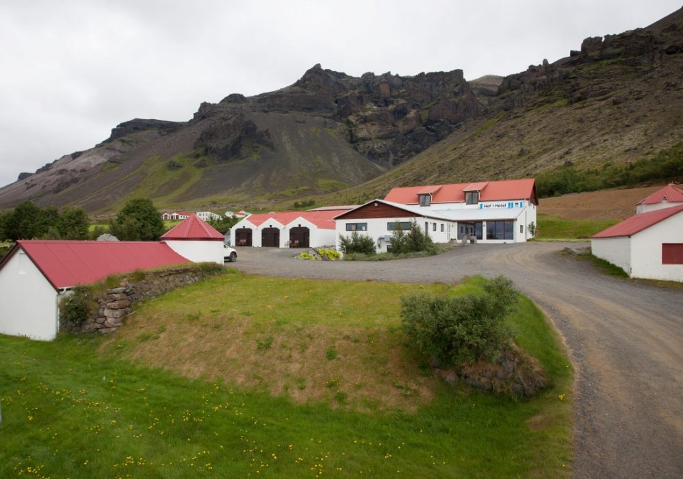 Hof 1 guesthouse - Visit Vatnajökull