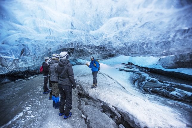 fjallsarlon glacier tour